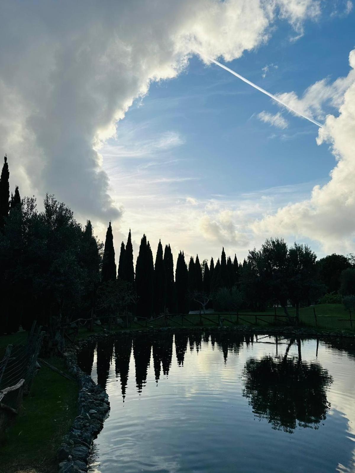 Il Borgo Della Marinella Landhaus *